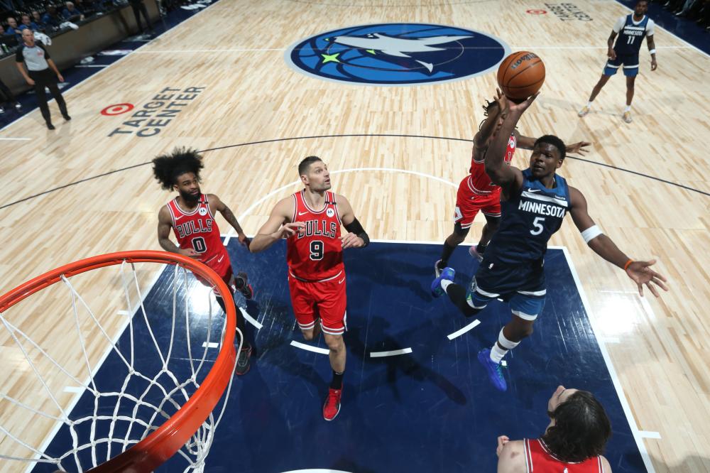 足球并不仅 足球并不仅