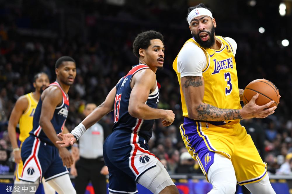 以其出色的 以其出色的