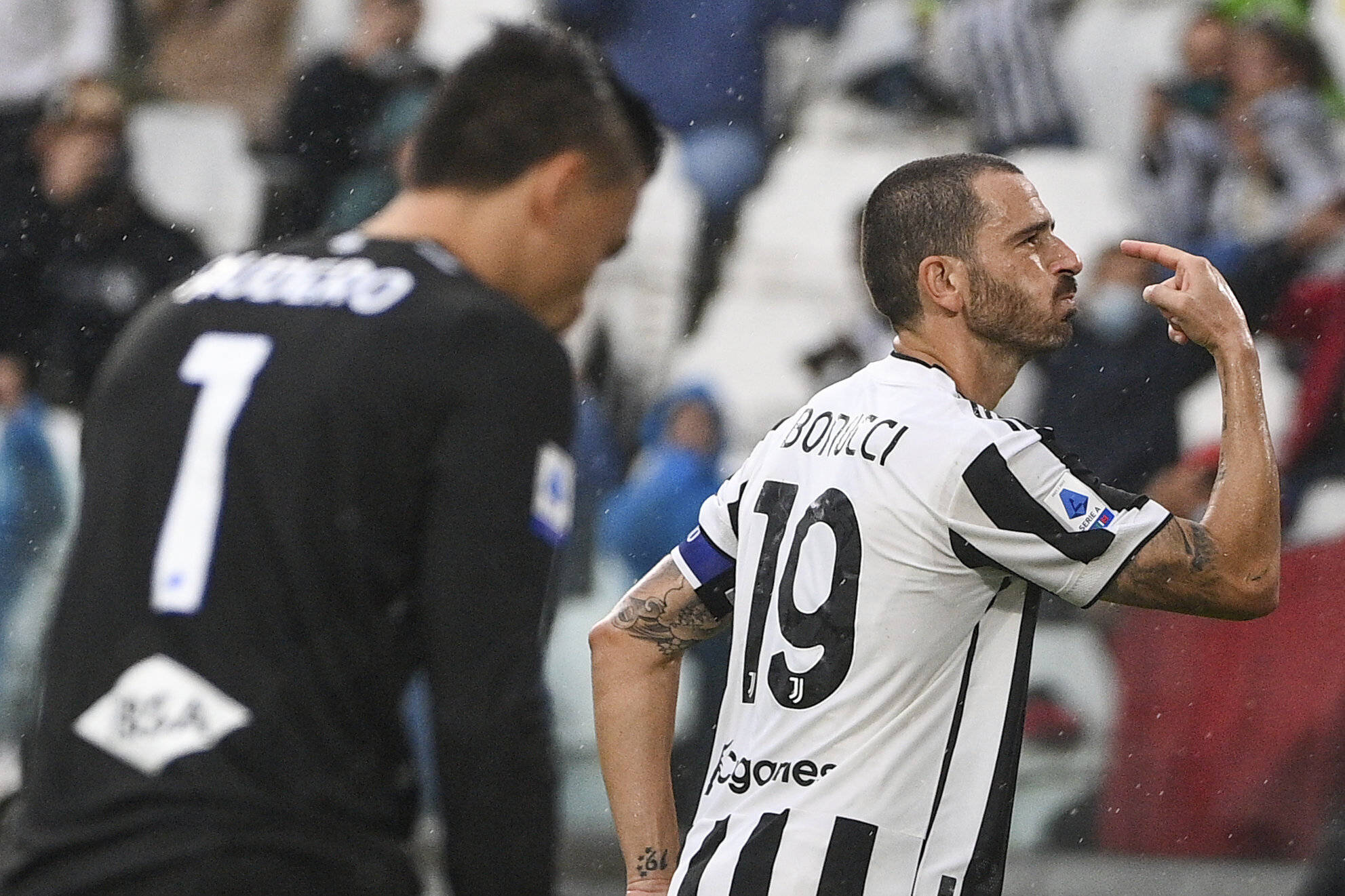 现突出的中 现突出的中