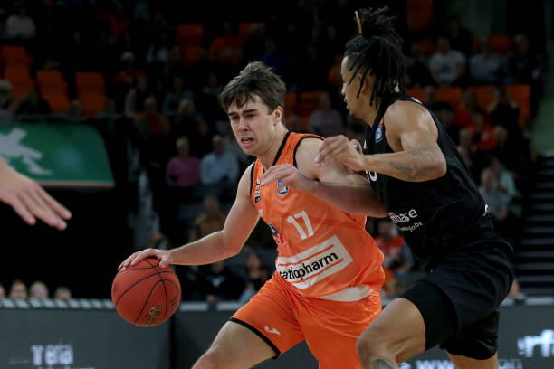 很多人首先 很多人首先